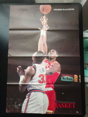 Διπλή γιγαντοαφίσα Hakeem Olajuwon Larry Johnson σαν καινούργιο