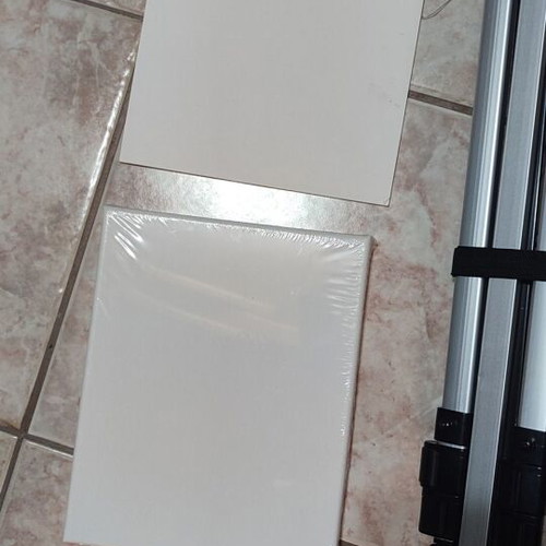 Daler Rowney painting set like new with easel and carrying bag