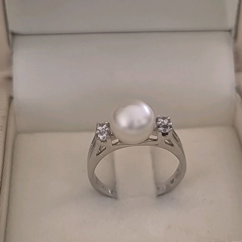 14K White Gold Ring with Real Pearl and Zircon New