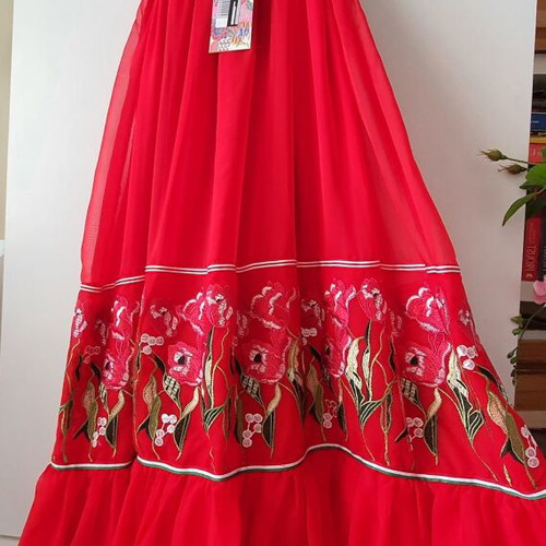 Amuse Maxi Dress New With Embroidered Flowers Red M