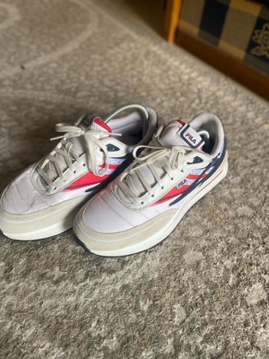 Fila Ronaldo athletic shoes used, size 44, white
