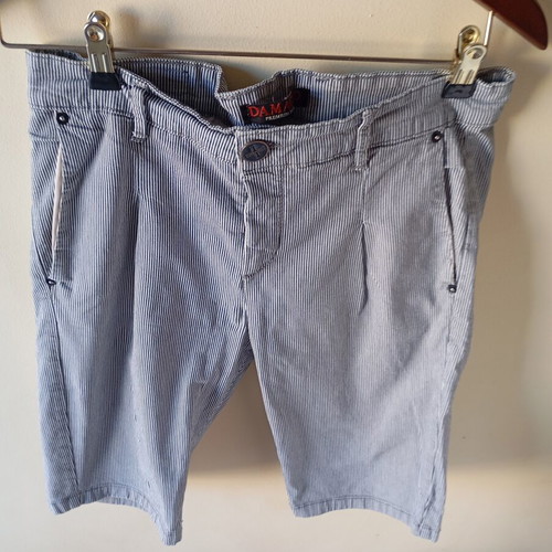 Abercrombie & Fitch men's bermuda shorts like new, gray and white stripes W30