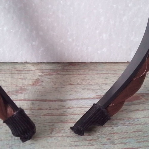 Children's braid-style hairband like new, black and brown
