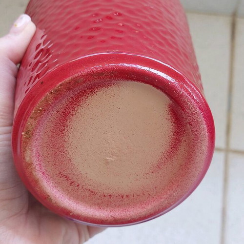 Ceramic red flowerpot like new without hole