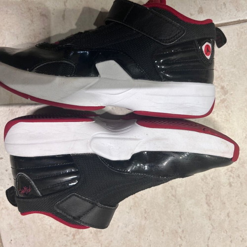 Jordan Kids Athletic Shoes Like New, Size 35 Black