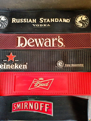 Bar Mat Collection μεταχειρισμένα, σετ 5 τεμαχίων Dewars, Heineken, Bud, Smirnoff, Russian Standard