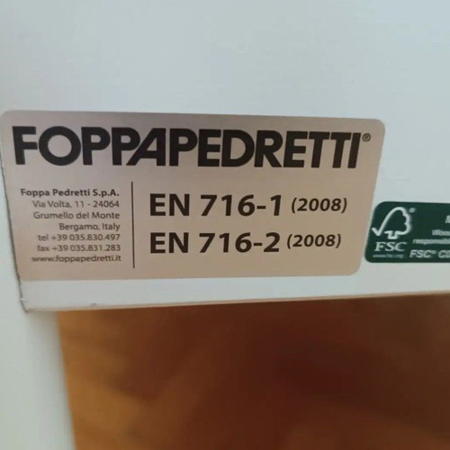 Foppapedretti Baby Cribs like new with mattress and storage drawer