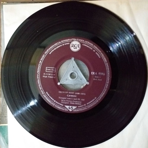 Classical 45 RPM collectible records used, set of 3