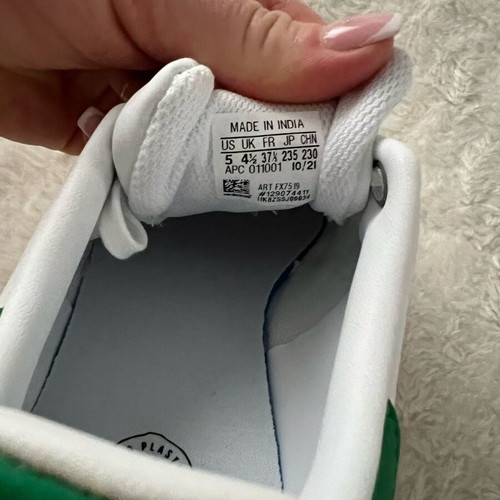 Adidas athletic shoes size 37 like new, white and green