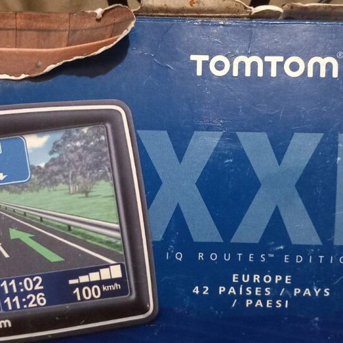 Tom Tom one XXL used, with all accessories without Greece maps