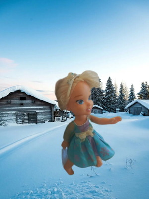 Disney Frozen Elsa doll 30 cm like new