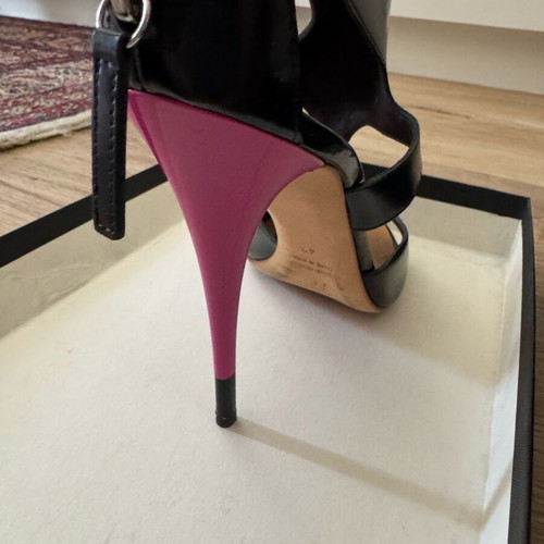 Giuseppe Zanotti high heel sandal new, size 40, black