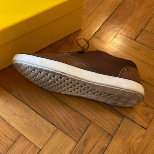 The Calgary mens club shoes new, size 44