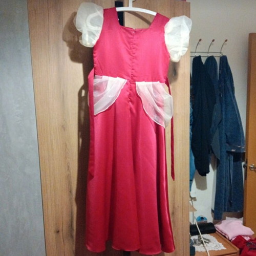 Princess dress like new, size 160 for 13 years old