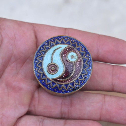 Vintage brass round cloisonné Yin Yang box with enamel used