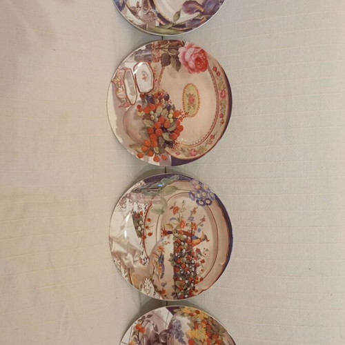 Limoge Collection decorative plates like new, set of 4 porcelain