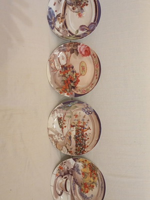 Limoge Collection decorative plates like new, set of 4 porcelain