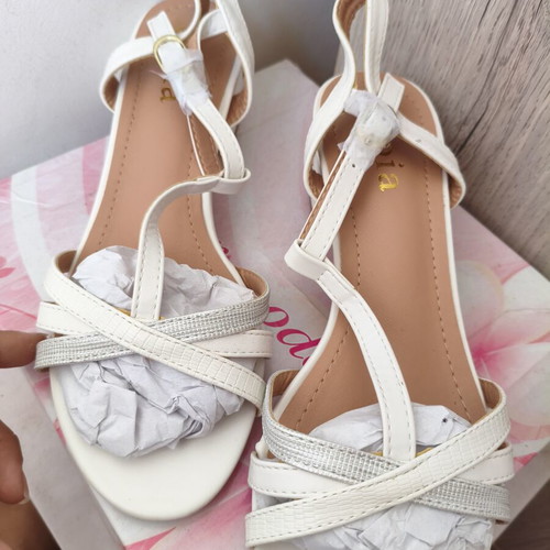 White low heel sandals, size 39