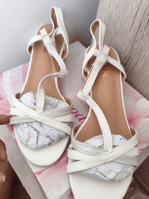 White low heel sandals, size 39