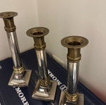 Set of 2 silver-plated candlesticks with gold details