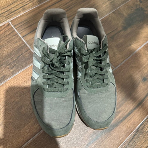 Adidas shoes like new, size 42.5