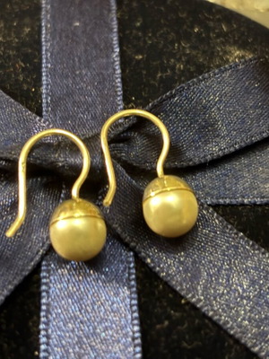 Silver 925 genuine earrings with pearls like new
