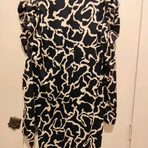 Black and white dress XXL like new