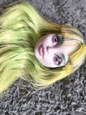 13 Wishes Twyla Boogeyman doll head Monster High g1 used
