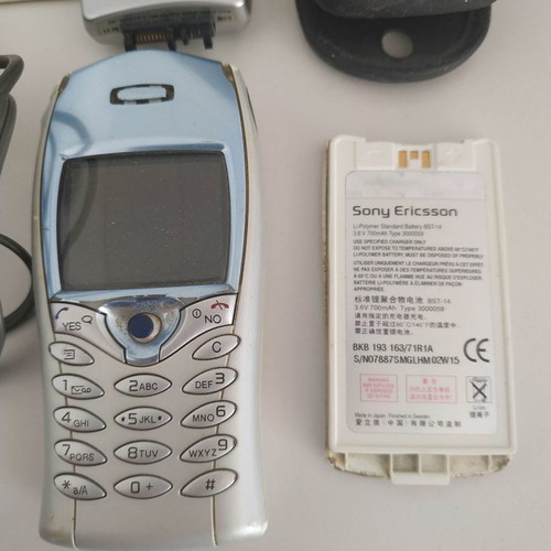 Sony Ericsson T68i mobile phone used