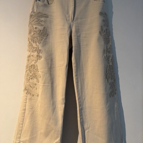Zini Jean pants size XS beige like new