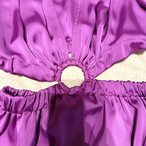 Regalinas satin dress like new, purple, flattering cut