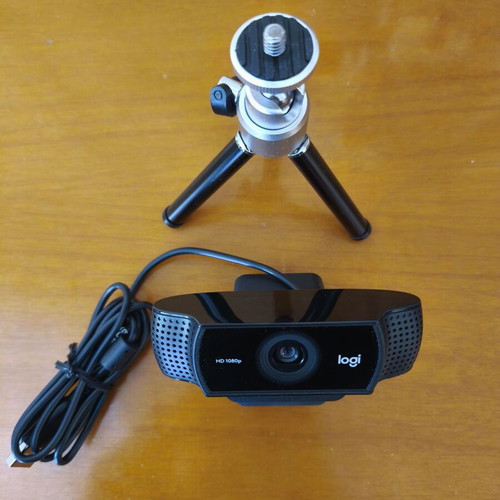Logitech C922 Pro HD Stream webcam like new