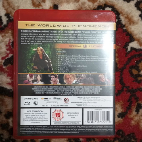 Blu Ray Hunger Games 1 The Unseen Version like new, collector's edition