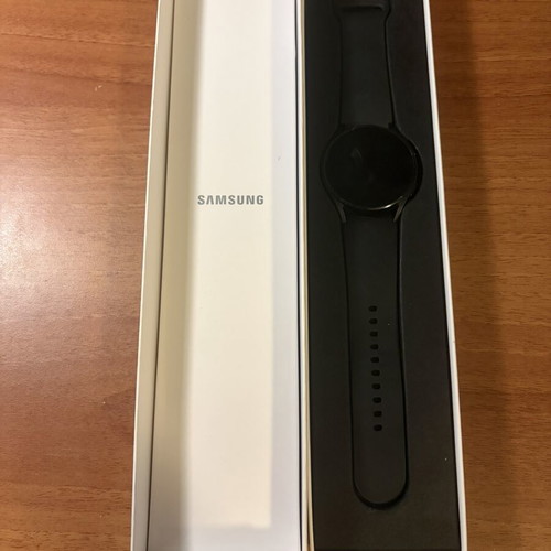 Samsung Galaxy Watch 4 40mm like new