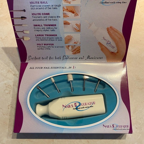 Nail decorator new