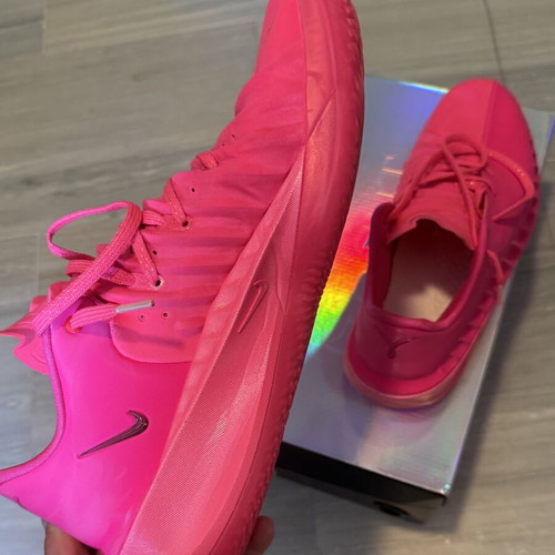 Nike G.T. Cut 4 shoes like new, pink, size 47