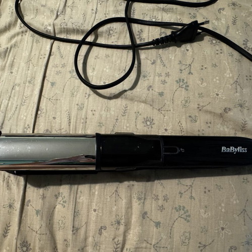 Hair Straightener with Steam like new, without packaging