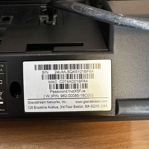 Grandstream GRP2614 IP Phone like new, wired, black