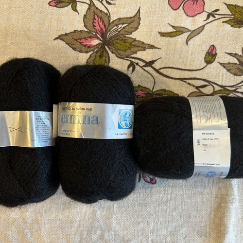 Pirotex Emina yarn new, pack of 20 black wool acrylic