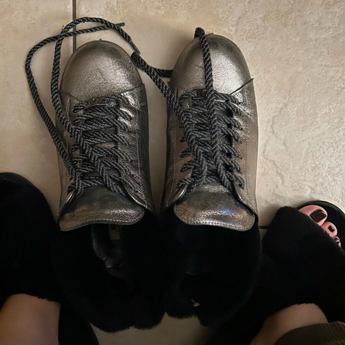 Women's shoes used, stylish with unique design, size 38