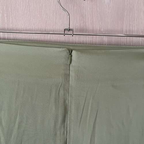 Shein short skirt like new, green, size M 38 10