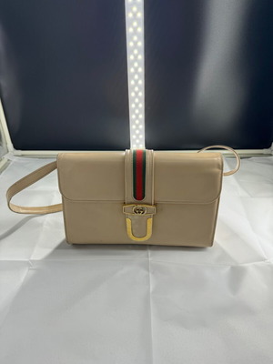 Vintage Gucci Τσάντα σε πολύ καλή κατάσταση, μπεζ