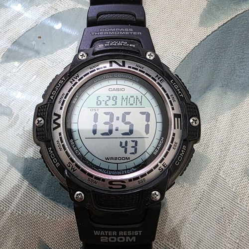 Casio Protrek SGW-100 digital watch like new, black