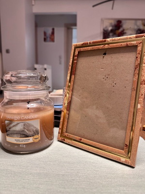 Photo frame used with glass, dimensions 19.5x14.5cm