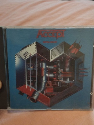 Accept Metal Heart CD used, metal genre