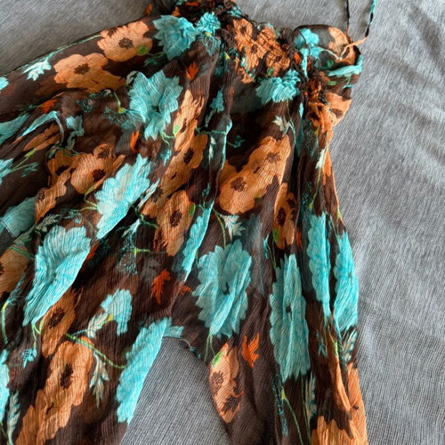 Floral airy top Nara Camicie like new, asymmetrical design