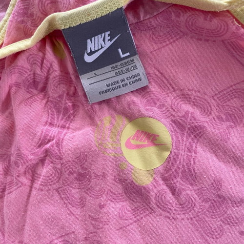 Nike Vintage 90s/Y2K Tank Top in Excellent Condition
