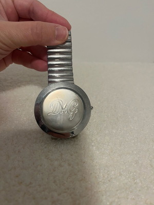 Ρολόι D&G μεταχειρισμένο, ασημί με επιπλέον κομμάτια για μεγάλωμα