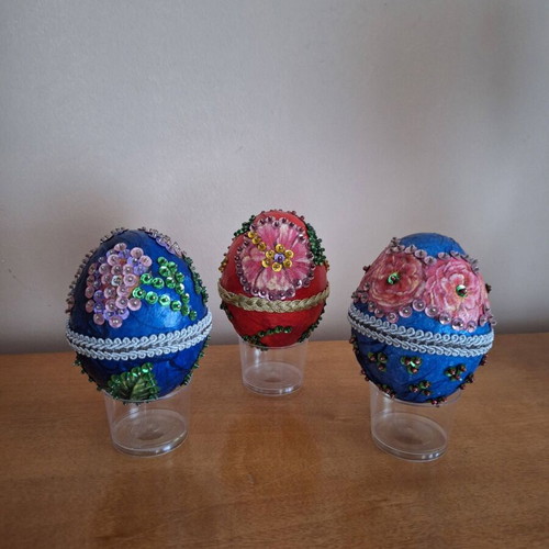 Set of 3 handmade decorative eggs new