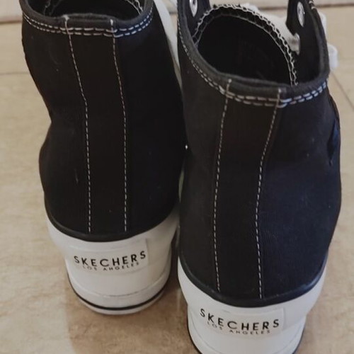 Skechers Los Angeles μπότες 39.5 σαν καινούργιες, μαύρες με κρυφό τακούνι